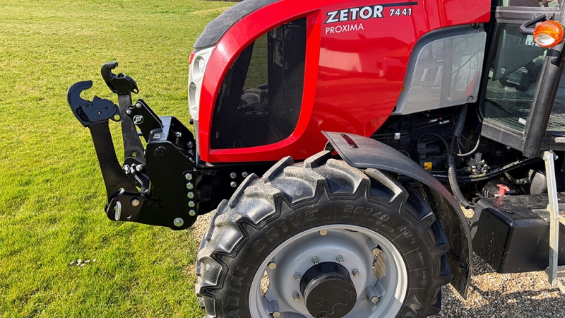 UNIVERZÁLIS FRONT HIDRAULIKA 2KAT TRAKTORHOZ 1500kg