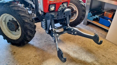 UNIVERZÁLIS FRONT HIDRAULIKA 2KAT TRAKTORHOZ 1500kg