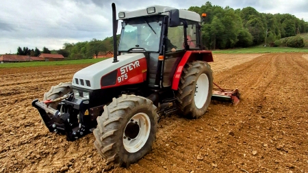 UNIVERZÁLIS FRONT HIDRAULIKA 2KAT TRAKTORHOZ 1500kg